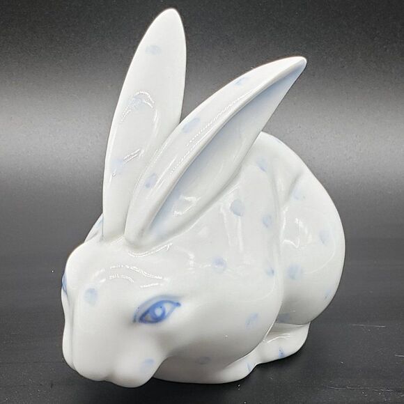 Abbott Collection Small White Porcelain Blue Spotted Rabbit Coin Bank w/Stopper - Picture 9 of 16